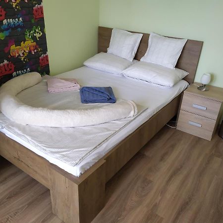 Legyel A Vendegunk :) Apartment Дебрецен Екстериор снимка