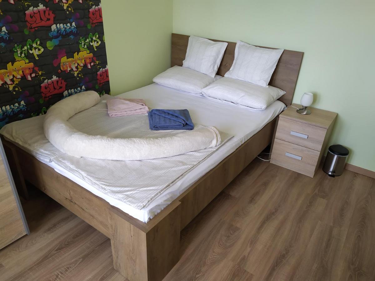Legyel A Vendegunk :) Apartment Дебрецен Екстериор снимка